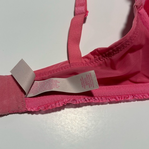 VS Push Up Bra Pink Lace - Picture 5 of 6